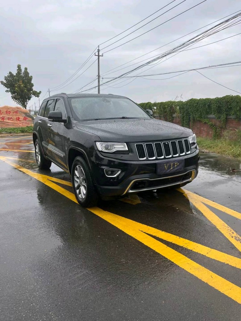 鄭州16年Jeep大切諾基2