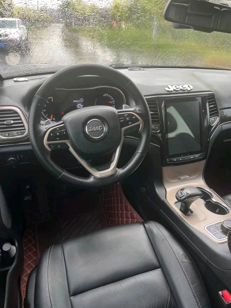 鄭州16年Jeep大切諾基6