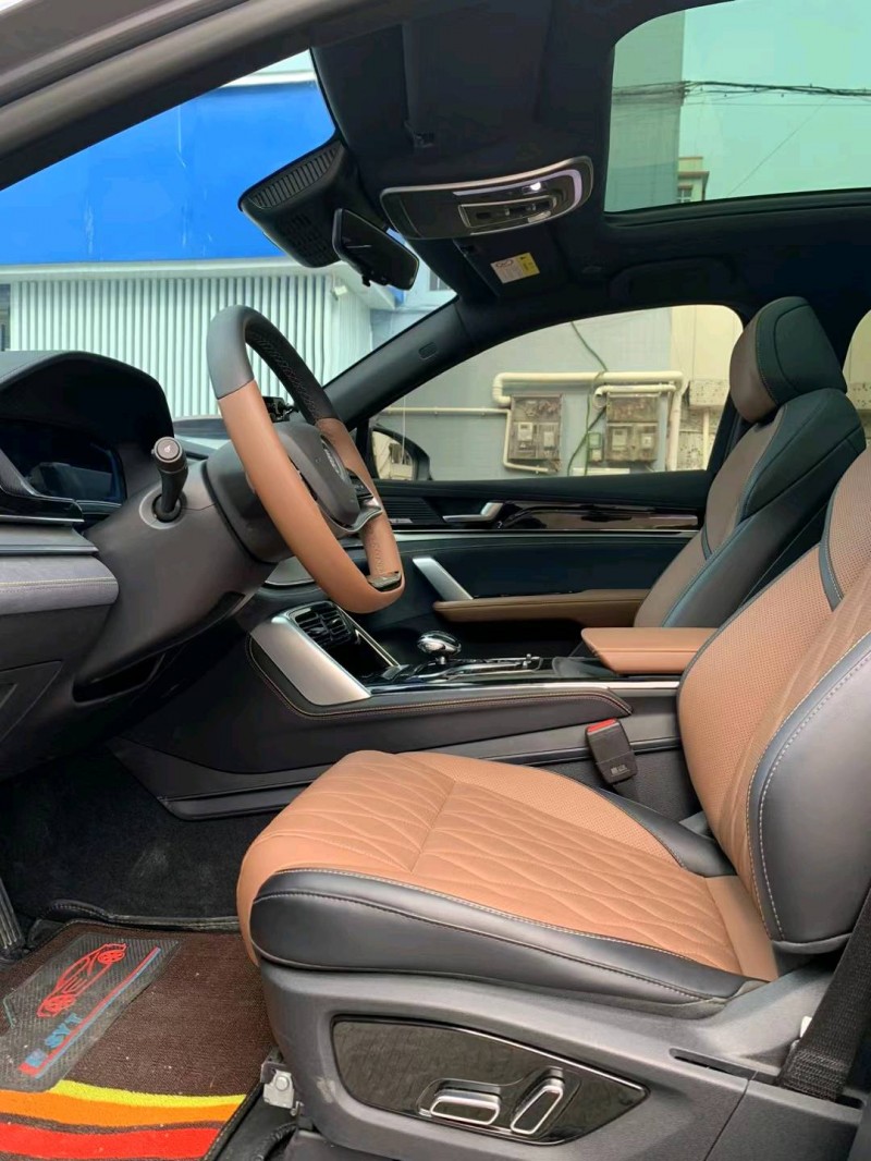 中山23年比亚迪唐8