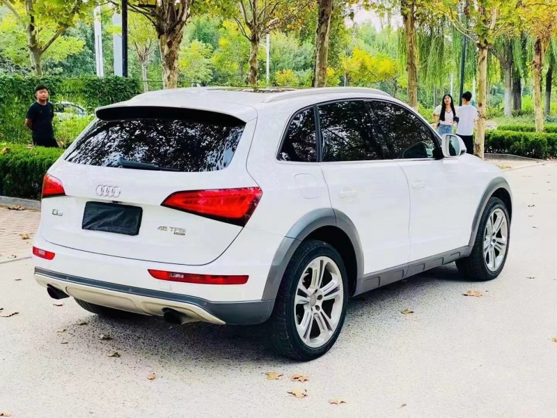 济宁15年奥迪Q55