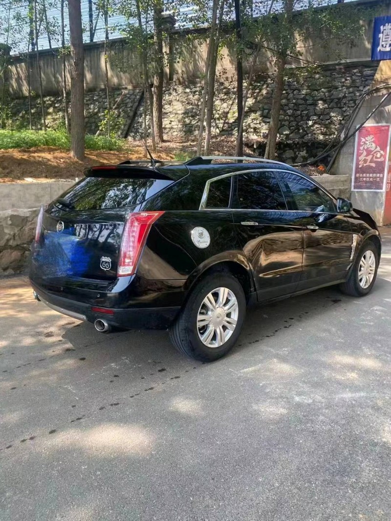 邯郸13年凯迪拉克SRX7