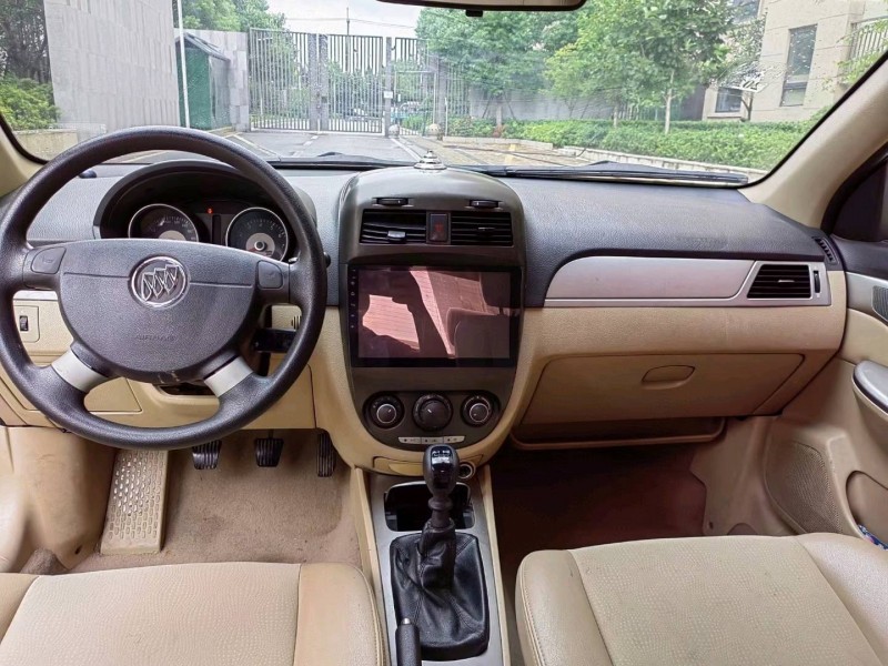 苏州14年别克凯越5