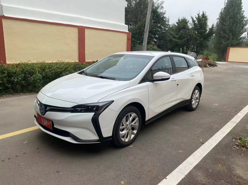 青岛23年别克微蓝2