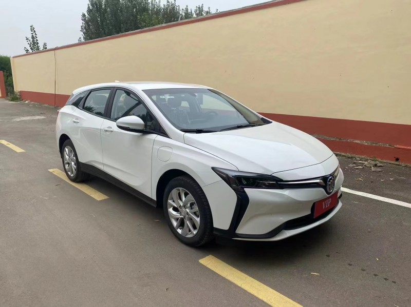 青岛23年别克微蓝3