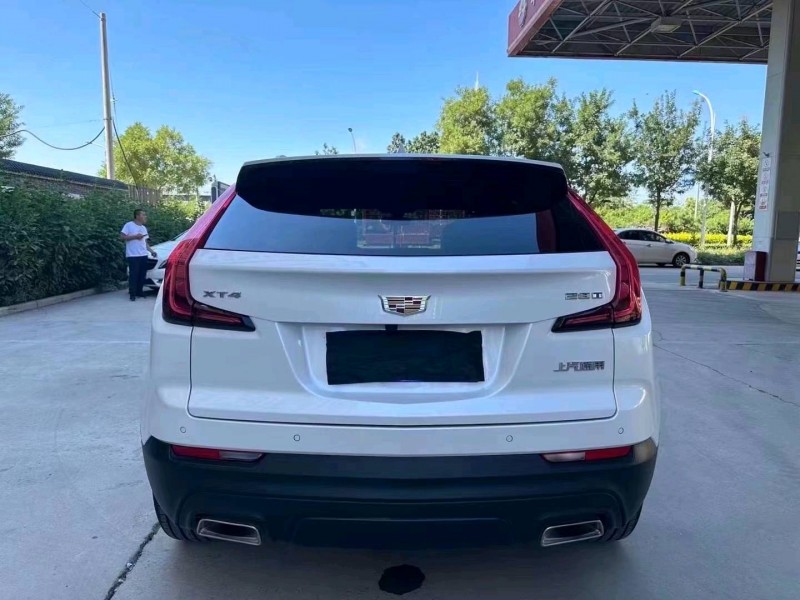 邯郸22年凯迪拉克XT47