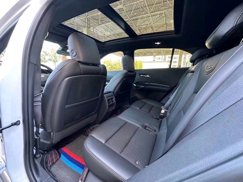 邯郸22年凯迪拉克XT49