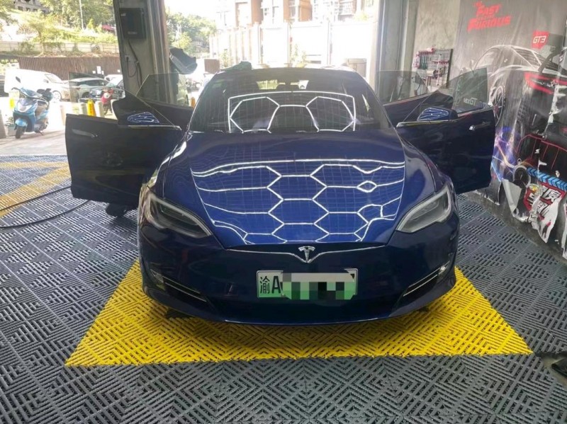 重慶18年特斯拉Model S1