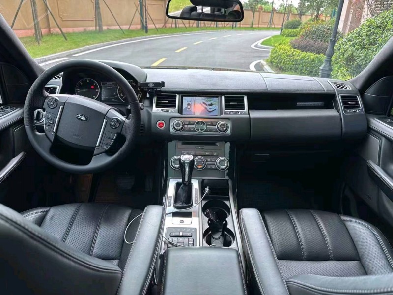 衡阳11年路虎揽胜运动5