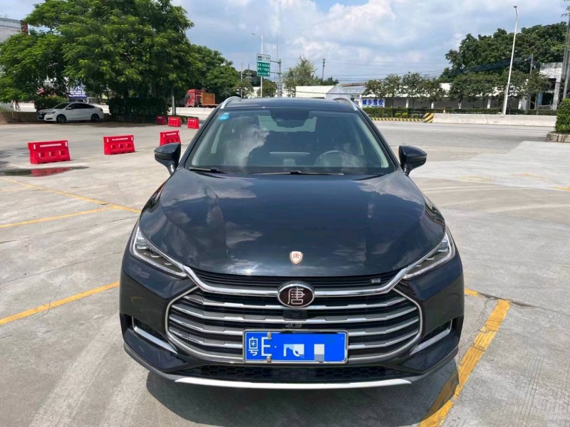 珠海19年比亚迪唐1