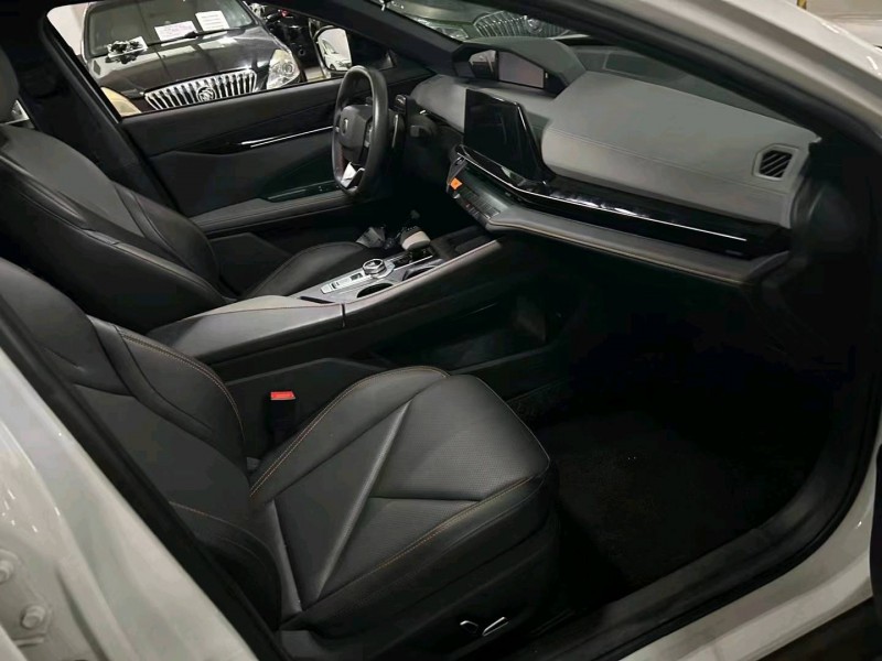 衡阳22年长安汽车UNI-V3