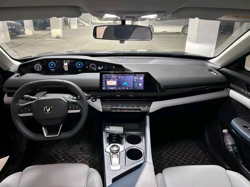 六盘水23年长安汽车UNI-V6