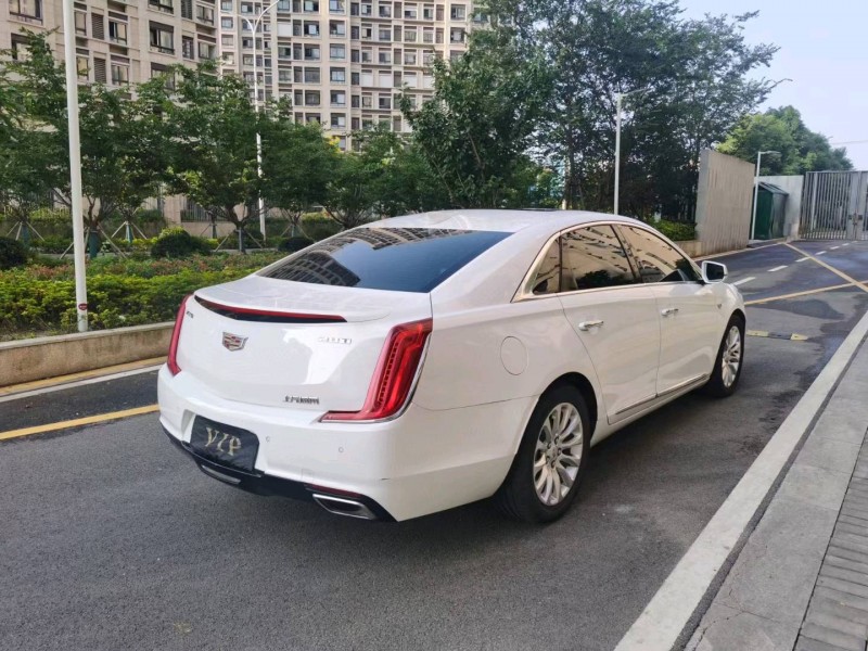 苏州18年凯迪拉克XTS8