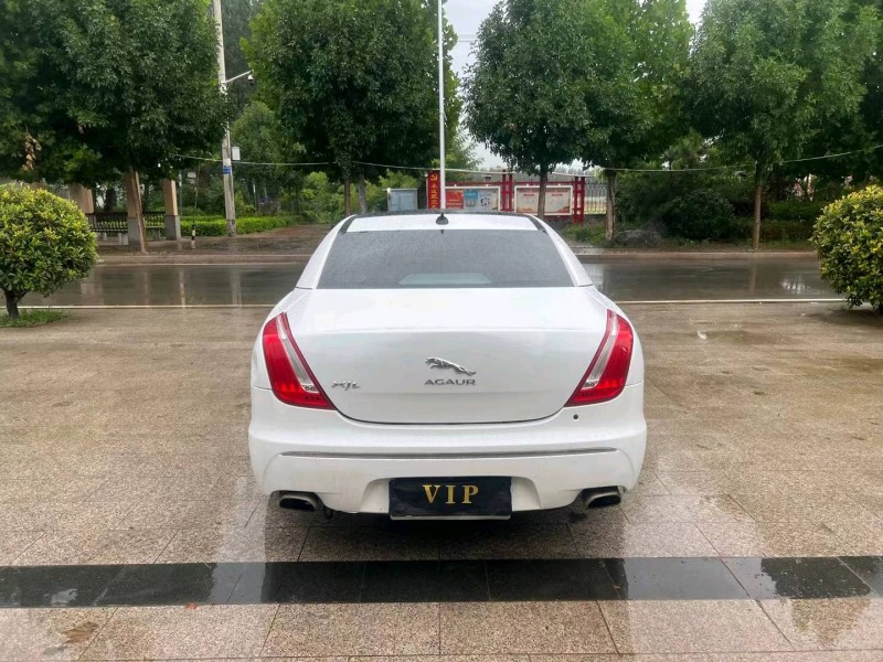 济南14年捷豹XJ9