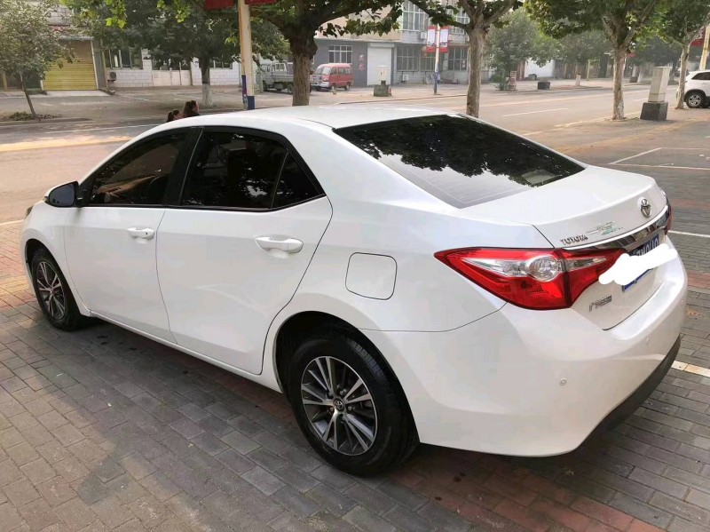 邯郸17年丰田雷凌7