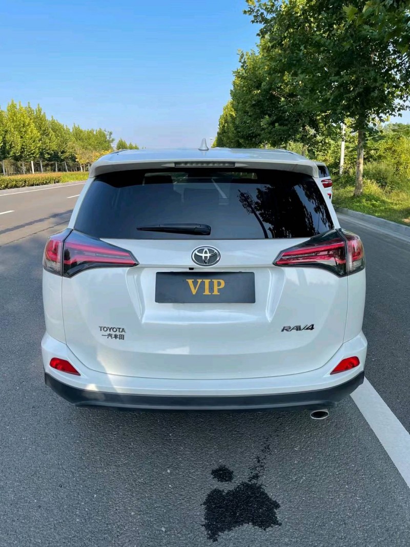 徐州19年丰田RAV4荣放9