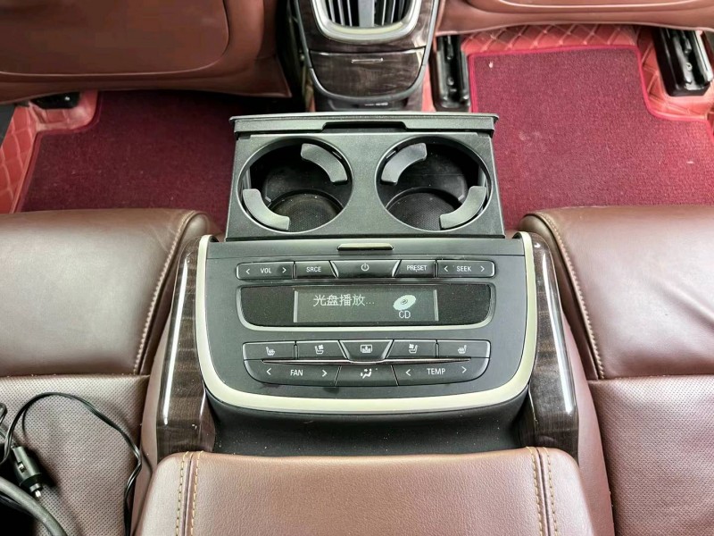 东营14年别克君越5