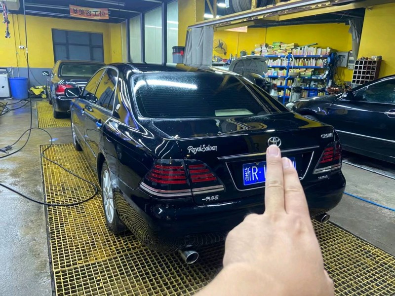 广州07年丰田皇冠3