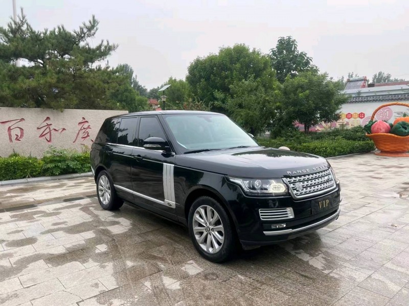 济南15年路虎揽胜行政3