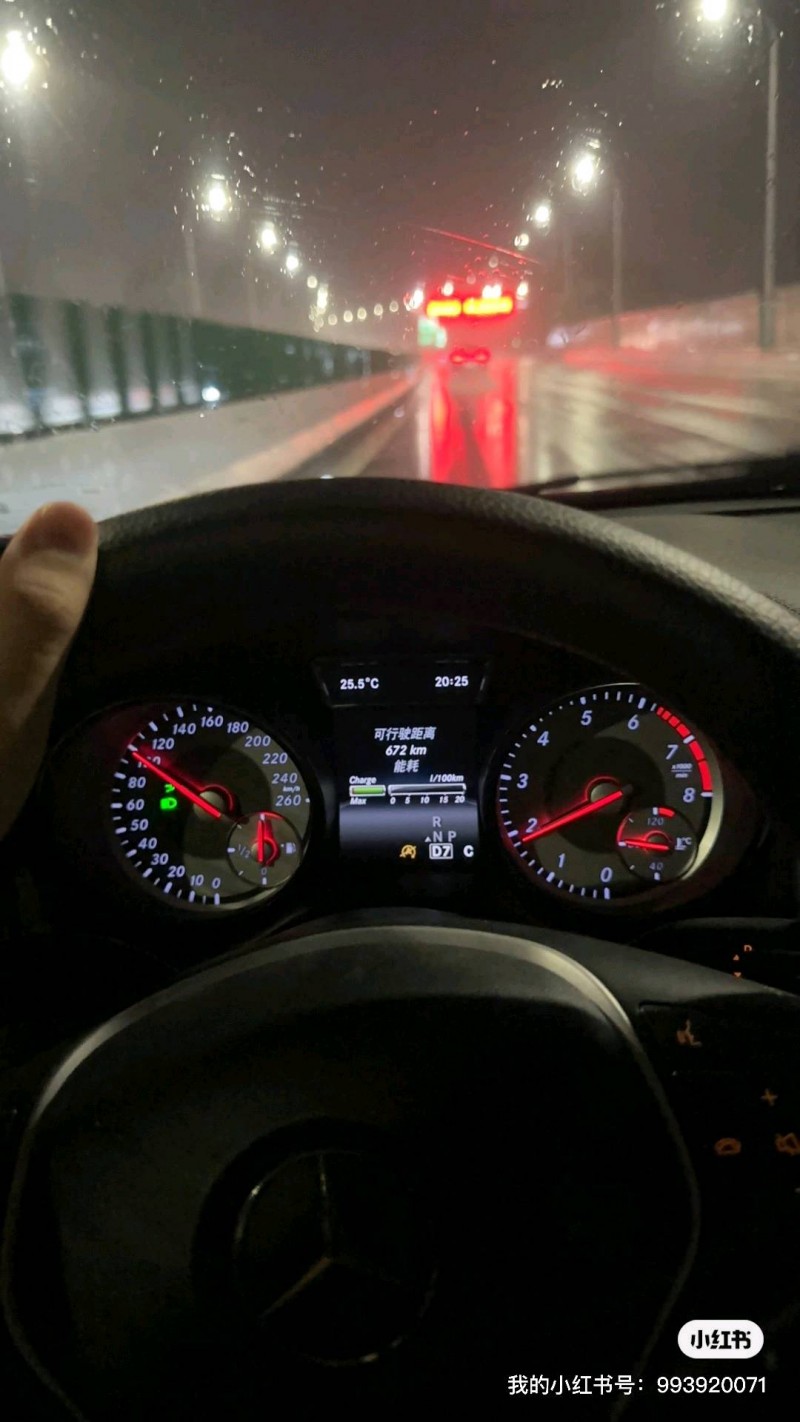 佛山16年奔驰GLA4