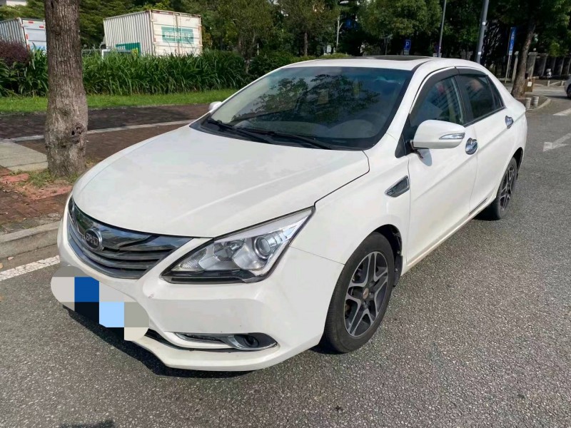 汕头15年比亚迪速锐2