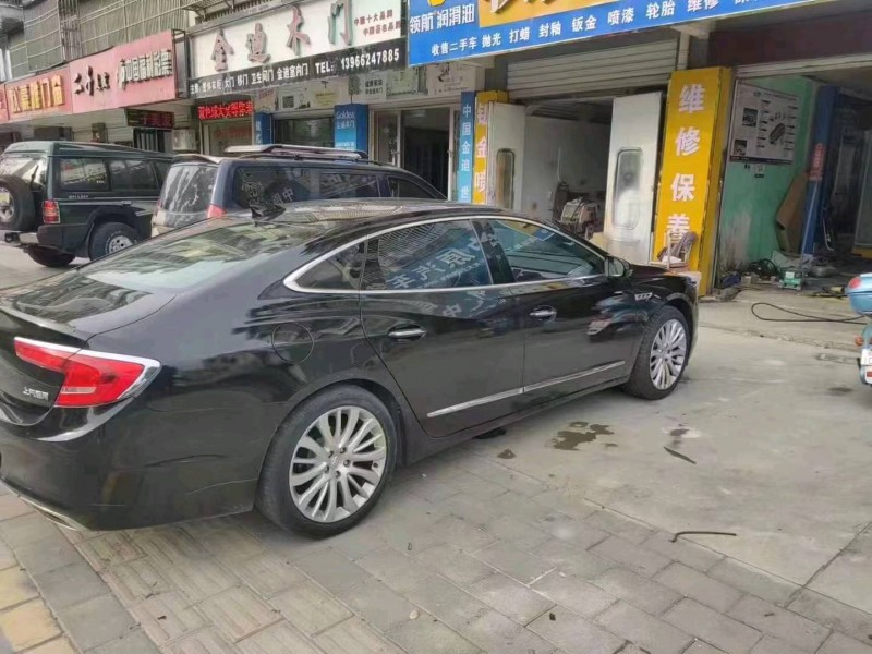 九江18年別克君越4