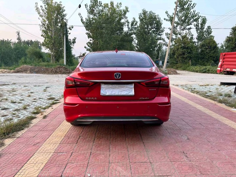 徐州18年长安汽车逸动9