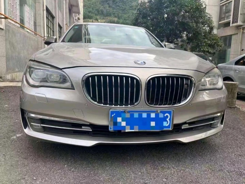 遵義15年寶馬7系1