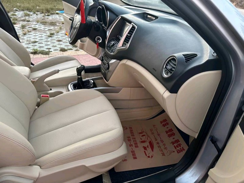 徐州18年长安汽车逸动4