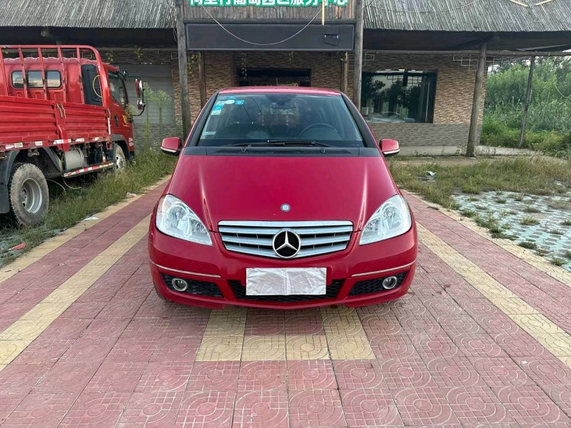 徐州11年奔驰A1