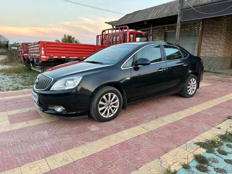 徐州14年别克英朗3