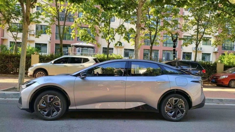 邯郸23年丰田BZ3Pro9