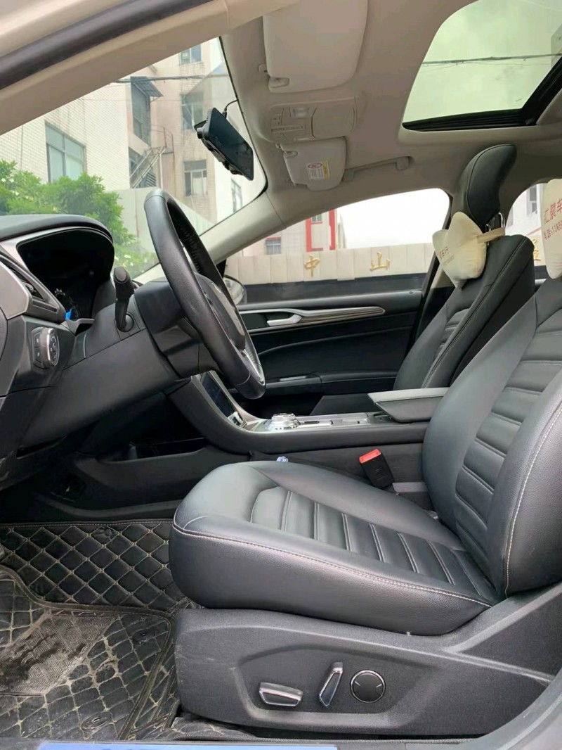 中山21年福特蒙迪欧7