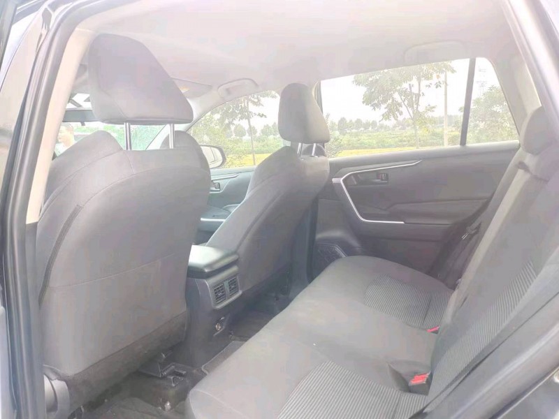 邯郸23年丰田威兰达2