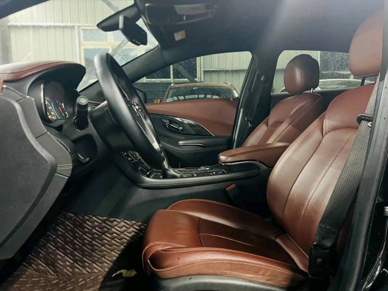 聊城14年别克君越8