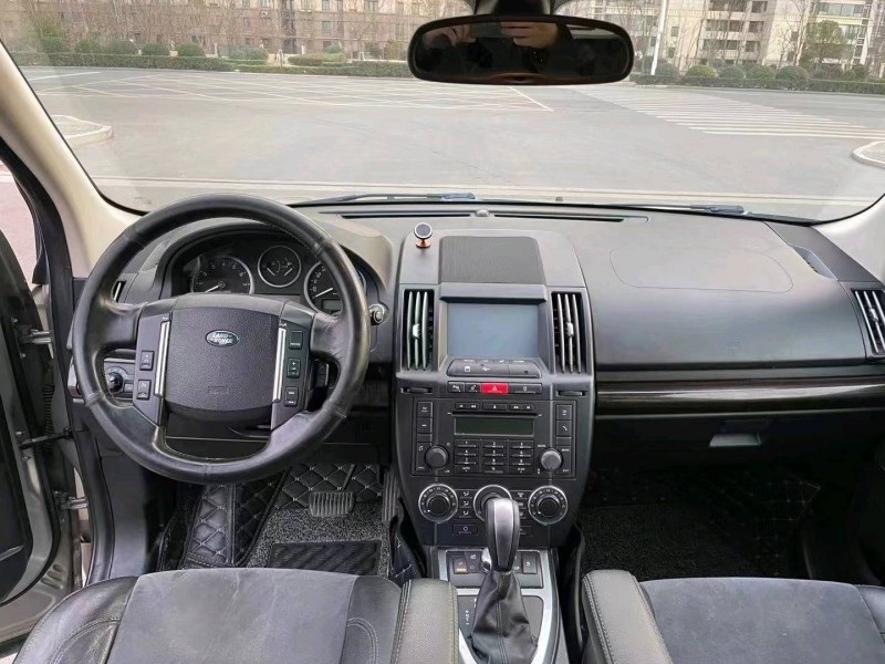 徐州12年路虎发现神行8