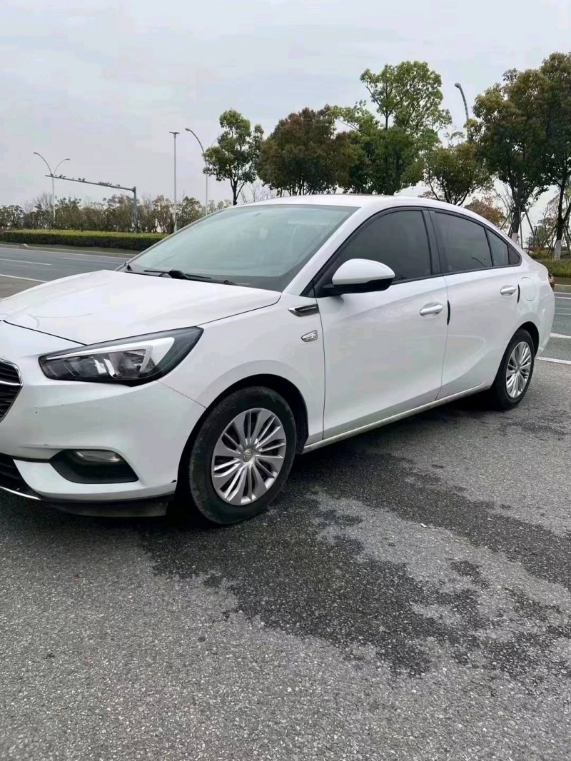 东营18年别克凯越2