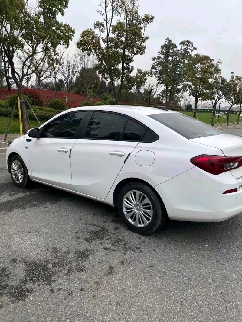 东营18年别克凯越3