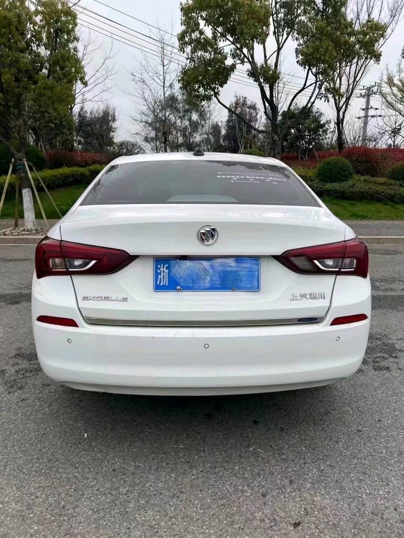 东营18年别克凯越7