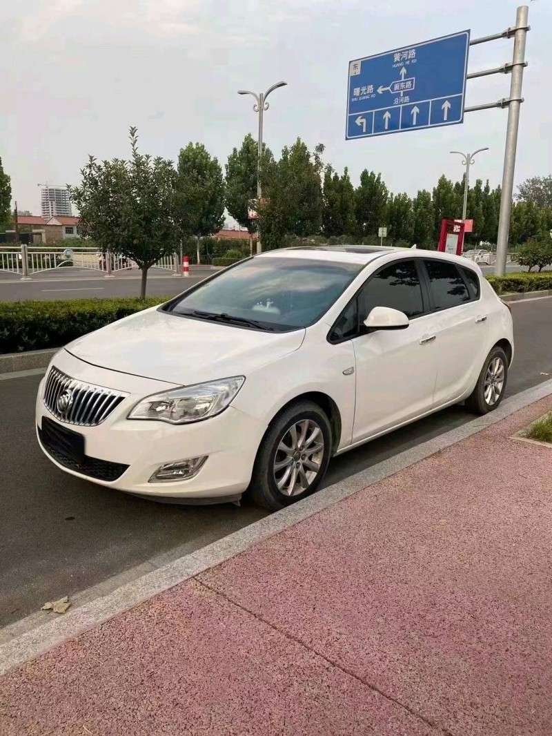 菏泽15年别克英朗3