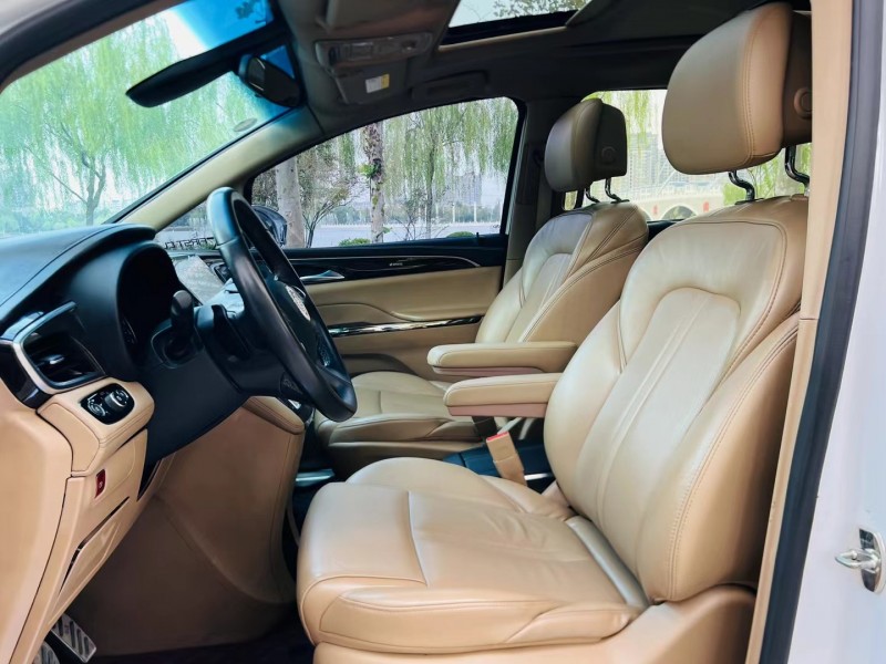 济宁18年别克GL88