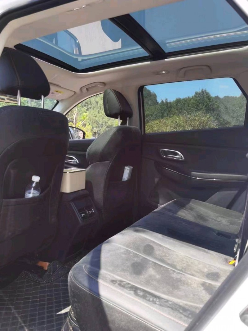 重庆22年长安汽车欧尚5