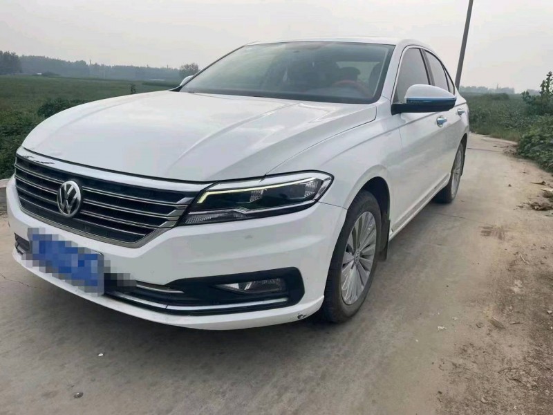 枣庄19年大众朗逸3