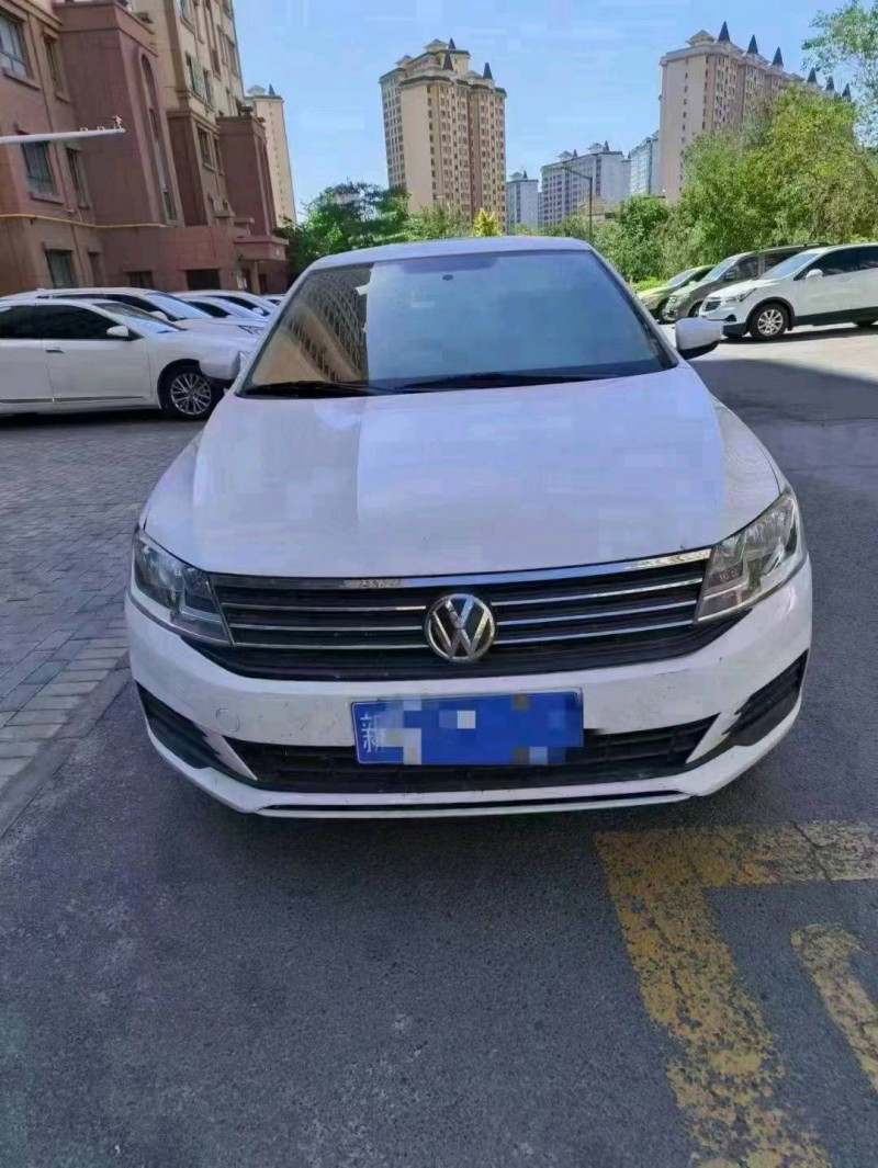 枣庄22年大众朗逸1