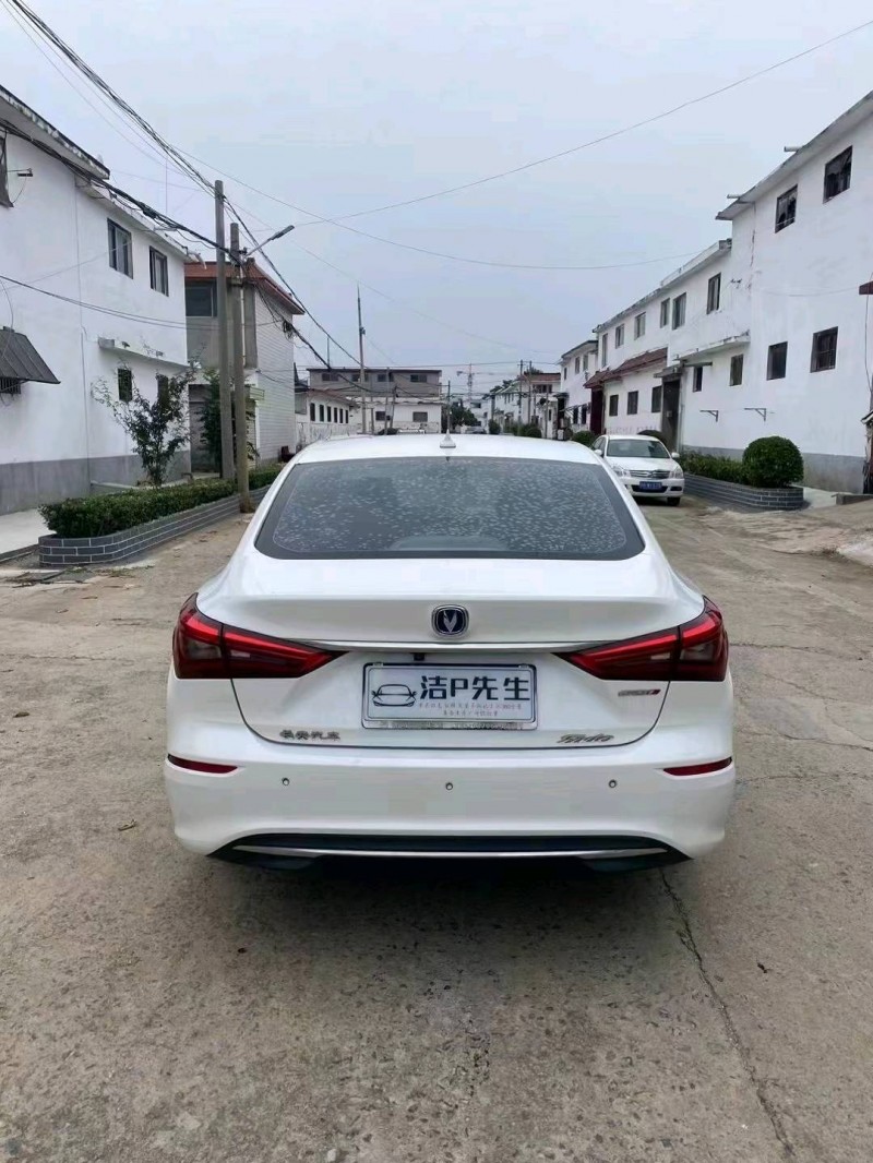 枣庄18年长安汽车逸动3