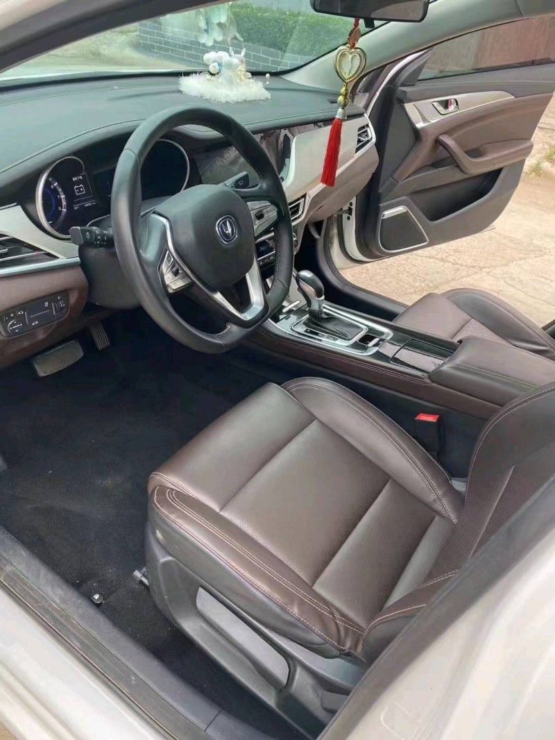 枣庄18年长安汽车逸动5