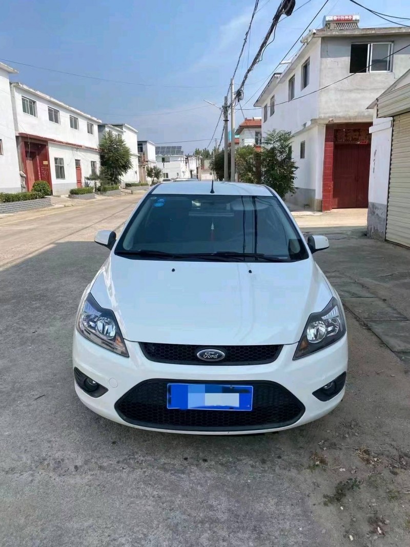 东营16年福特福克斯1