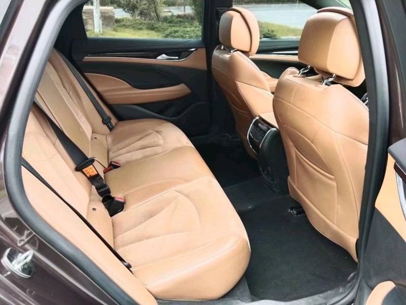 常州16年别克君越5