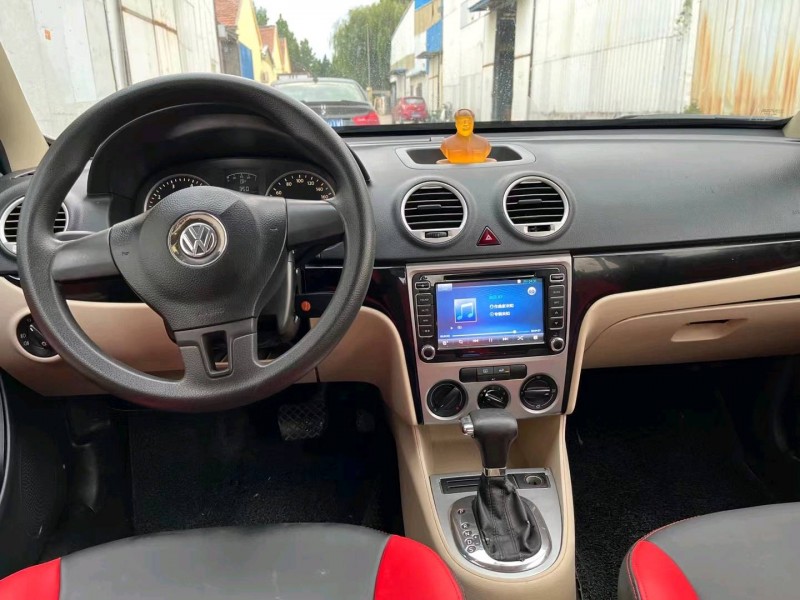 潍坊11年大众朗逸3