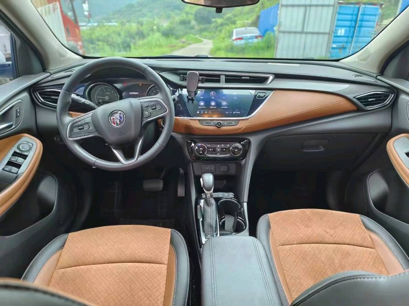 嘉兴22年别克昂科拉7