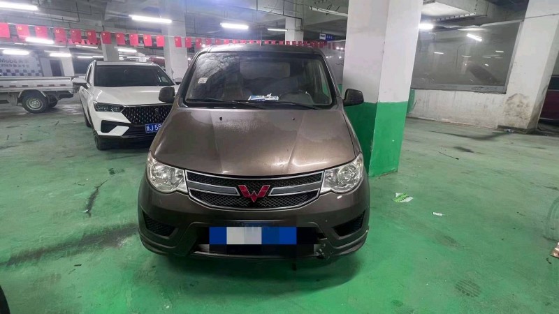 湖州15年五菱汽車宏光1